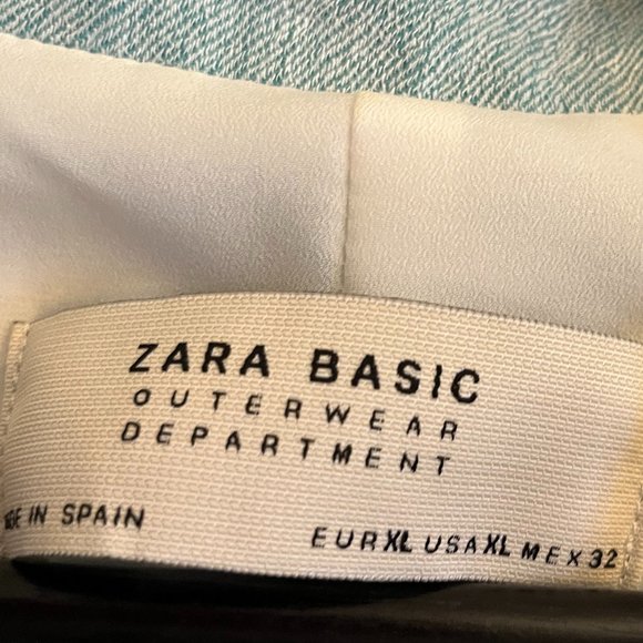 Zara Basic Outerwear Spring Coat Mint Green, white lining & button.  Size XL - Picture 3 of 9